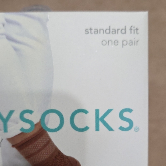 Brown No-Show Knee High Socks - Picture 6 of 12